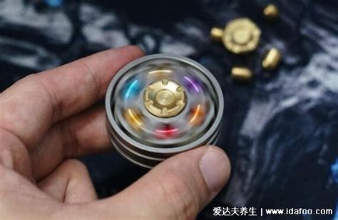 指尖陀螺為什么被禁止,外形過于尖銳可能帶來致命危險